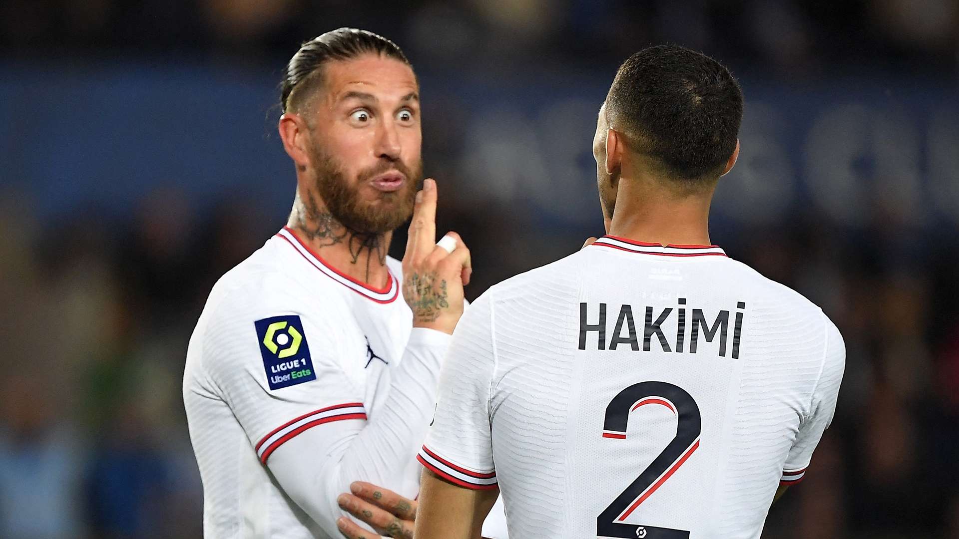 尤文图斯三颗星的含义与拜仁五颗星的象征意义分析